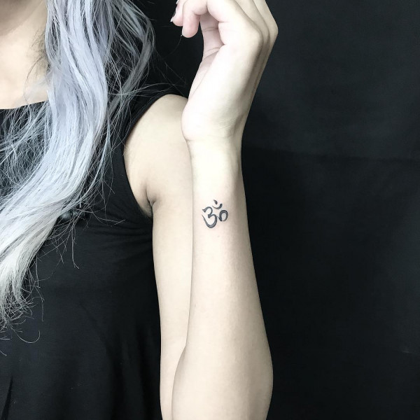 om symbol tattoo, meaningful small tattoos, Meaningful tattoos with meaning, small tattoos with meaning, Meaningful tattoos for ladies, meaningful tattoos symbols