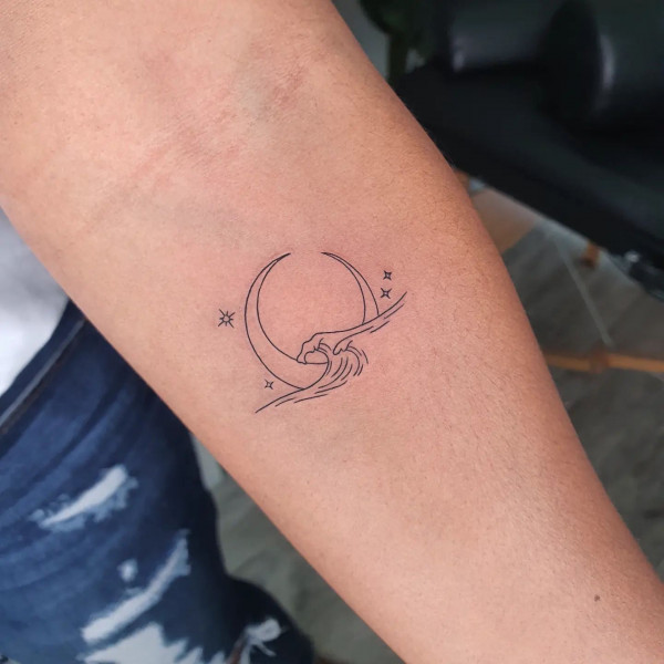 moon and waves tattoo, moon tattoo designs