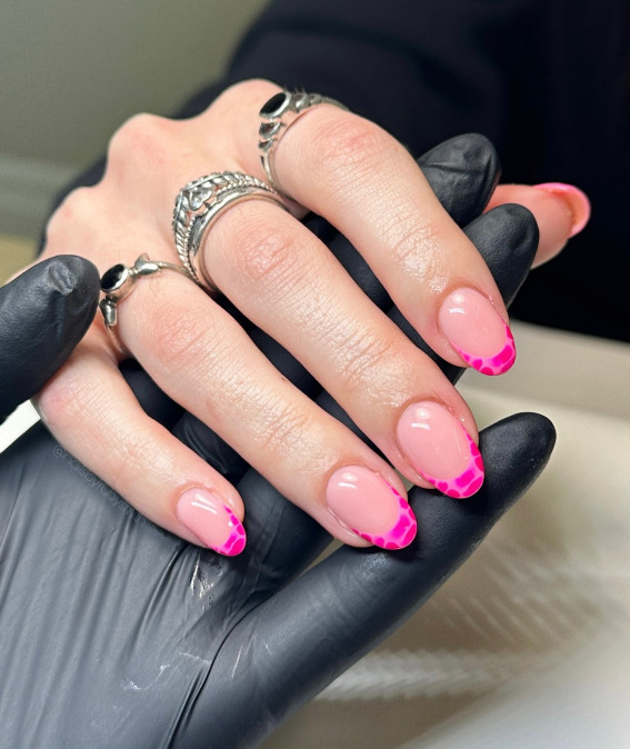 barbie pink nails, barbie pink croc print tip nails, pink croc print french tip nails, pink french tip nails