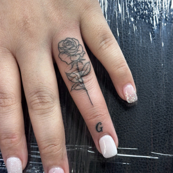 rose tattoo designs, rose tattoo color, rose tattoos