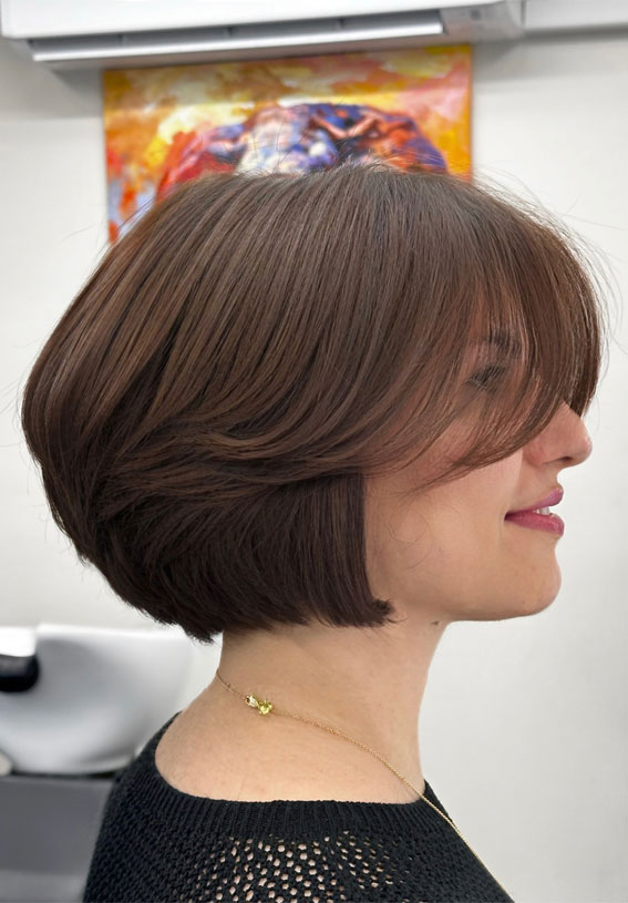 graduated bob with curtain bangs, graduated bob, short haircuts for women, short hairstyles for women, short hair cuts for women