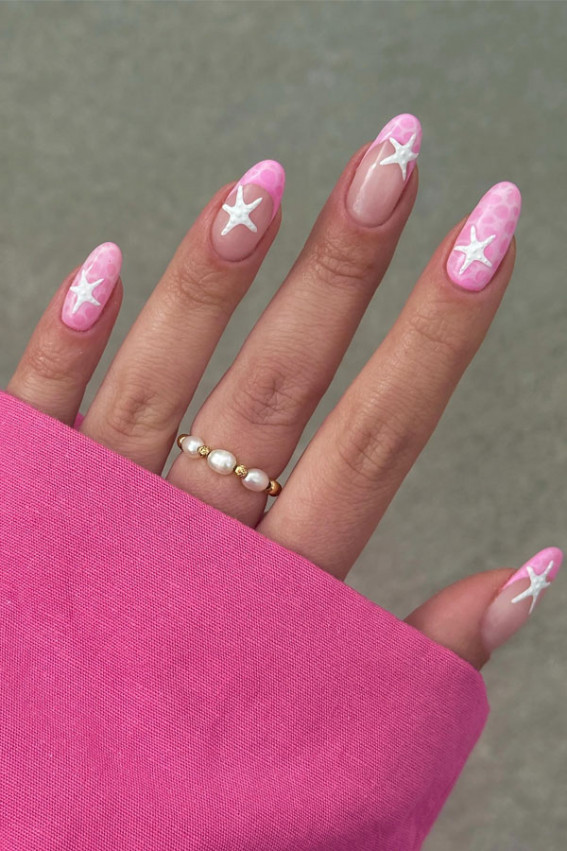 pink french tips nails, starfish nails, pink french tips with starfish accent nails, summer nail art, summer nails