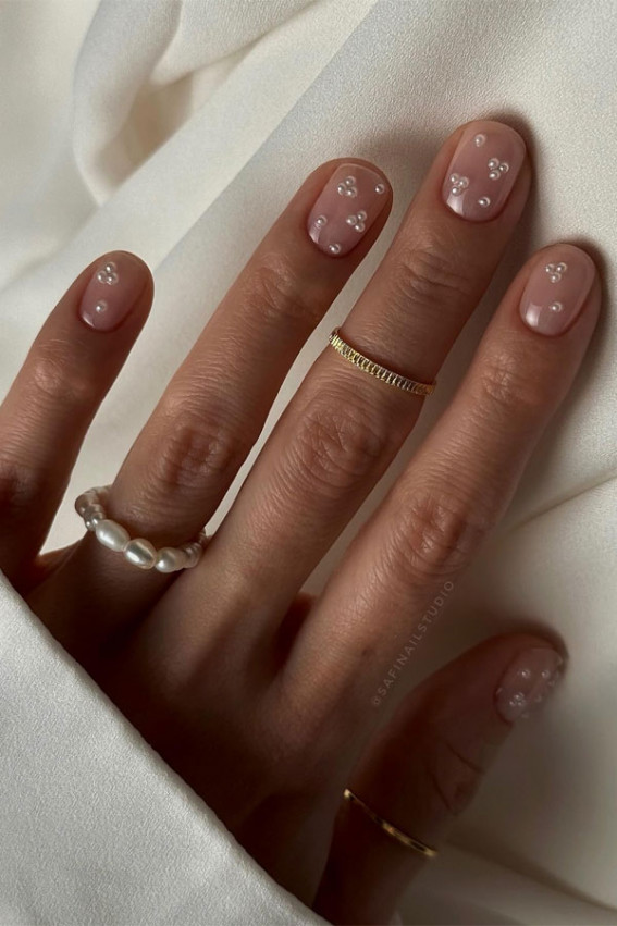 subtle nails, nude nails, short wedding nails, pearl nails, wedding nails short