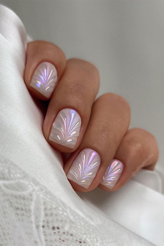 seashell inspire nails, wedding nails, beach wedding nails, boho nails, wedding nails short