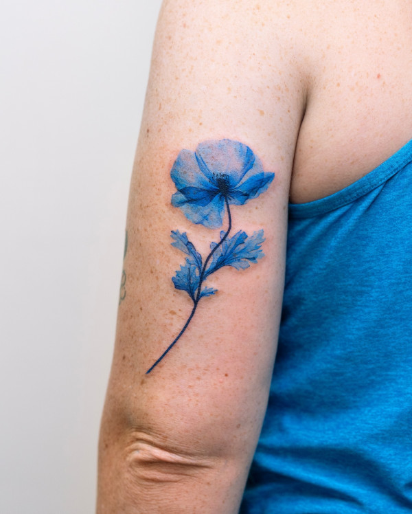 50 Best Floral Tattoos : Blue Poppy Tattoo Upper Arm