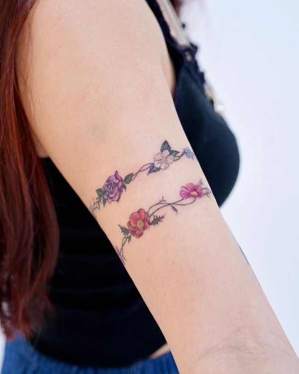 50 Best Floral Tattoos : Colourful Flower Bracelet Tattoo