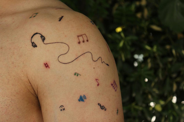 music note shoulder tattoos, minimalist shoulder tattoos