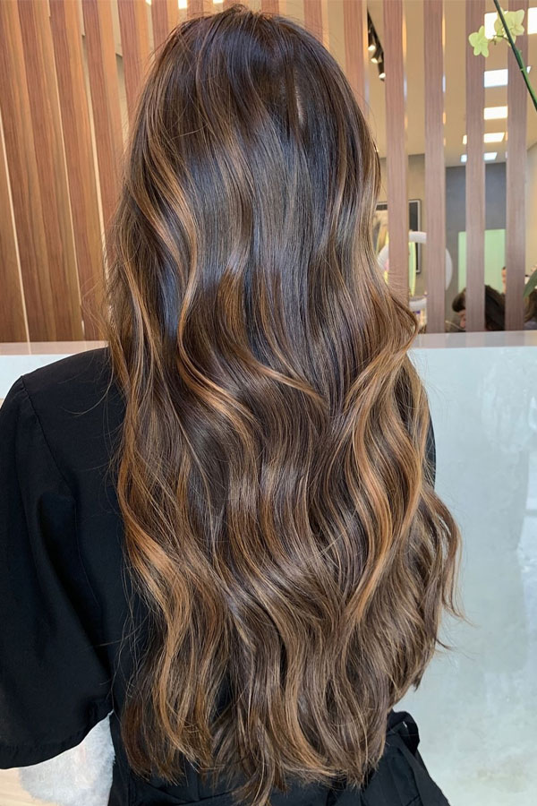 cinnamon caramel hair colour, autumn hair color idea, brown hair color