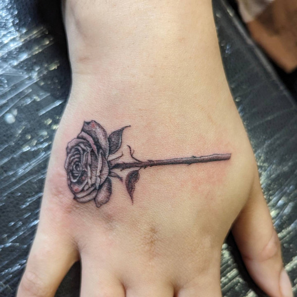 Small Black and Grey Rose Hand Tattoo, hand tattoos rose