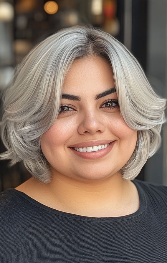 33 Flattering Short Haircuts for Chubby Women : Silvery Layered Bob