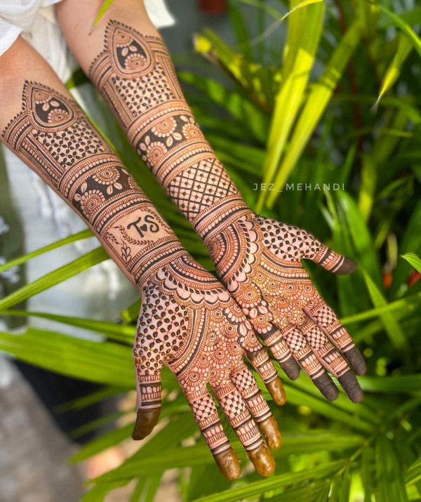 Sacred Elegance, Henna with Elegant Patterns, Bridal Henna, wedding henna, bridal henna, wedding mehndi designs, bridal mehndi design