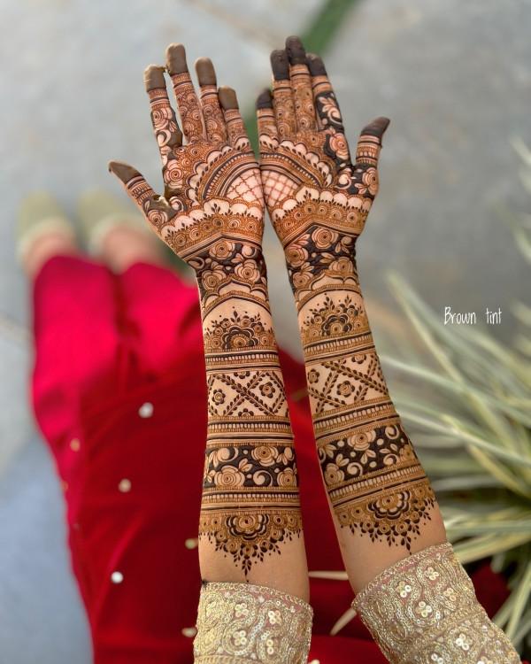 Luxe Bridal Henna with Grand Borders, Bridal Henna, wedding henna, bridal henna, wedding mehndi designs, bridal mehndi design