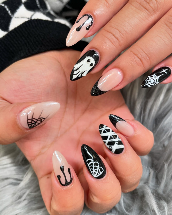 35 Spooky Halloween Nail Art Ideas : Monochrome Ghost & Web Halloween Nails