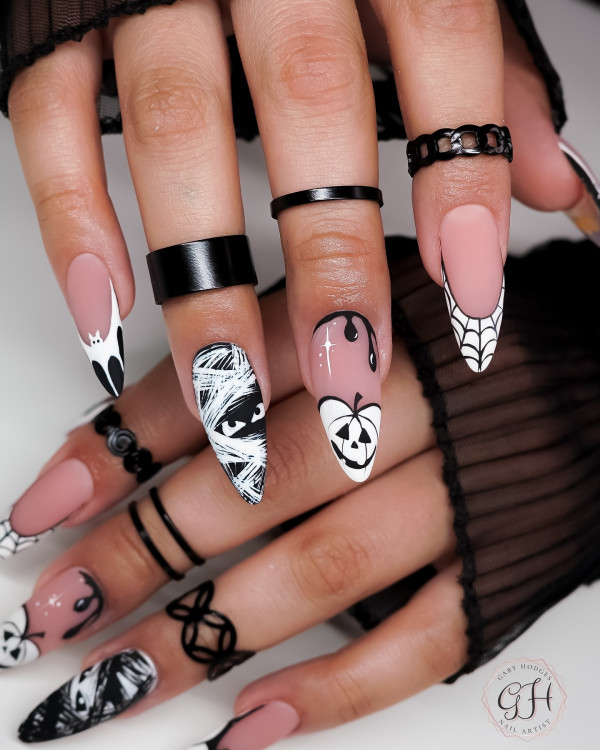 35 Spooky Halloween Nail Art Ideas : Floral Ghost Halloween Nails