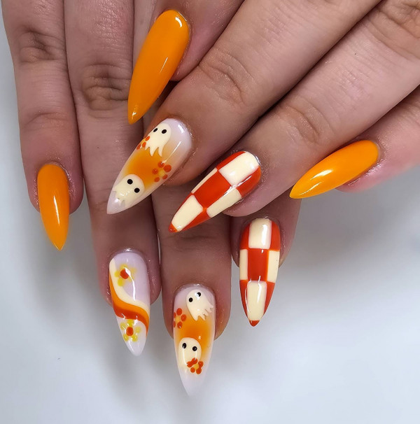 35 Spooky Halloween Nail Art Ideas : Orange Mix n Match Halloween Nails