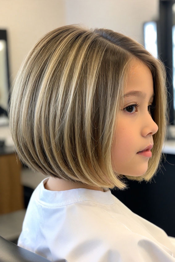 44 Bob Haircuts Perfect for Girls of All Ages : Stacked Bob with Blonde Highlights