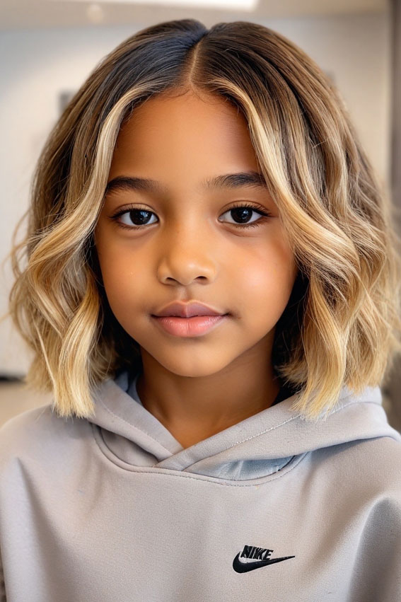 44 Bob Haircuts Perfect for Girls of All Ages : Wavy Ombre Bob with Centre Part