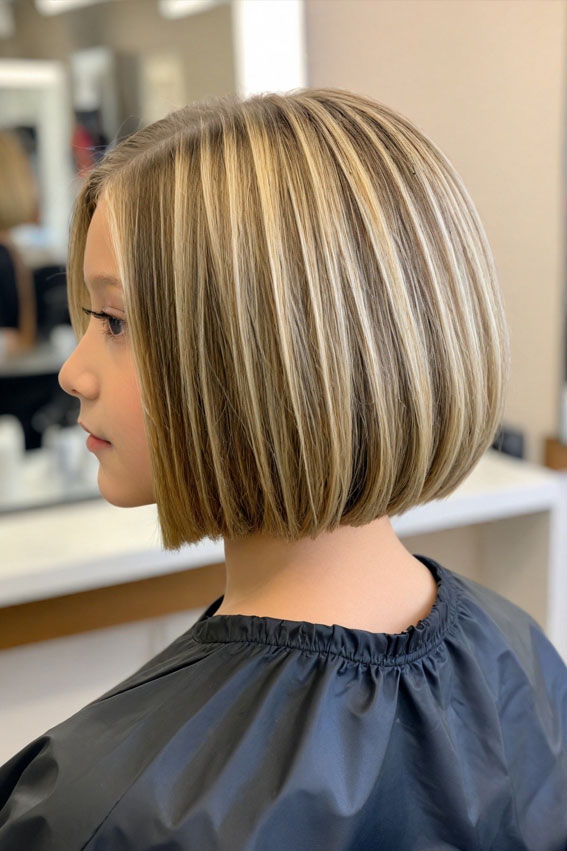 44 Bob Haircuts Perfect for Girls of All Ages : Classic Bob with Blonde Highlights