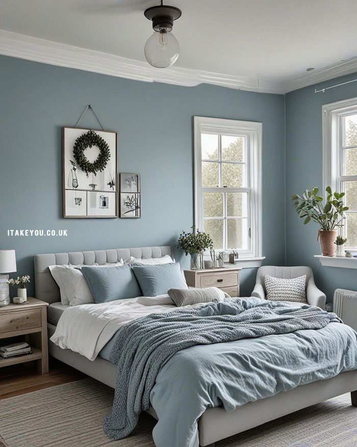 20 Stylish Bedroom Colour Combination Ideas : Dusty Blue Bedroom