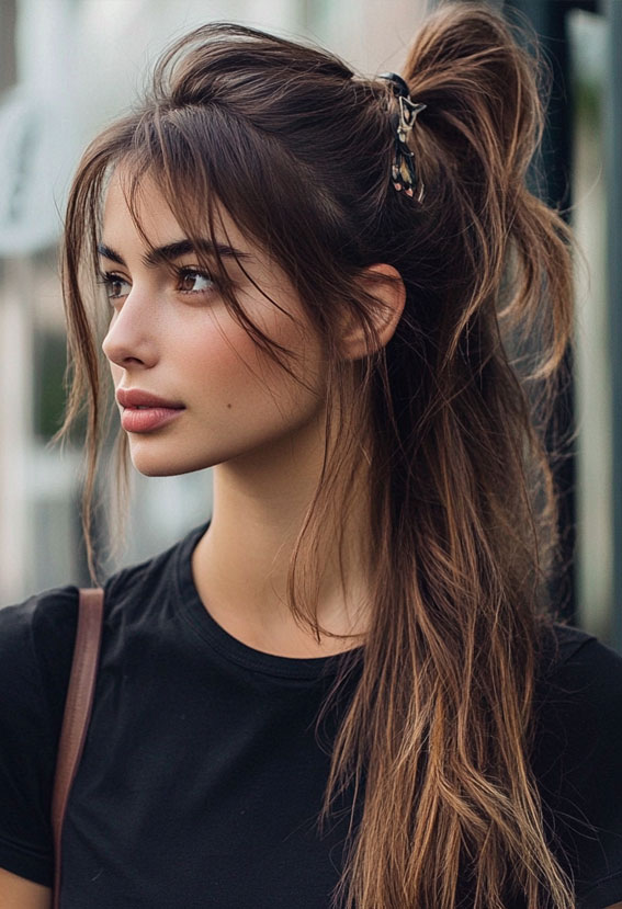 Chic Half-Up, Half-Down Ponytail with a Twist, cute and easy hairstyle, quick and easy hairstyle, effortless hairstyles, effortless ponytail