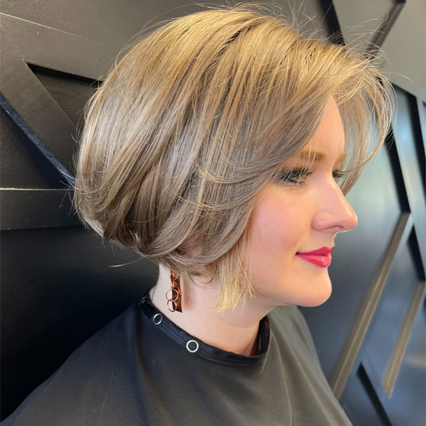 27 French Hairstyles for a Chic Makeover: Sleek Ash Blonde French Bob