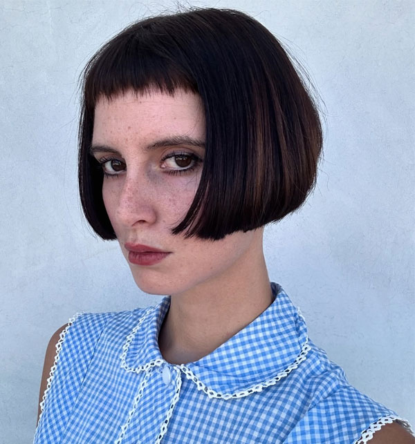 27 French Hairstyles for a Chic Makeover: Sharp French Bob with Micro Bangs