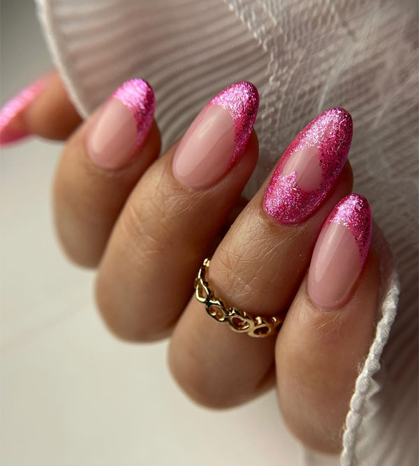 Glittering Pink Valentine's Nail Art, Valentine's day nails, Valentine's day nail art, Valentine nail designs, pressed on valentine nails